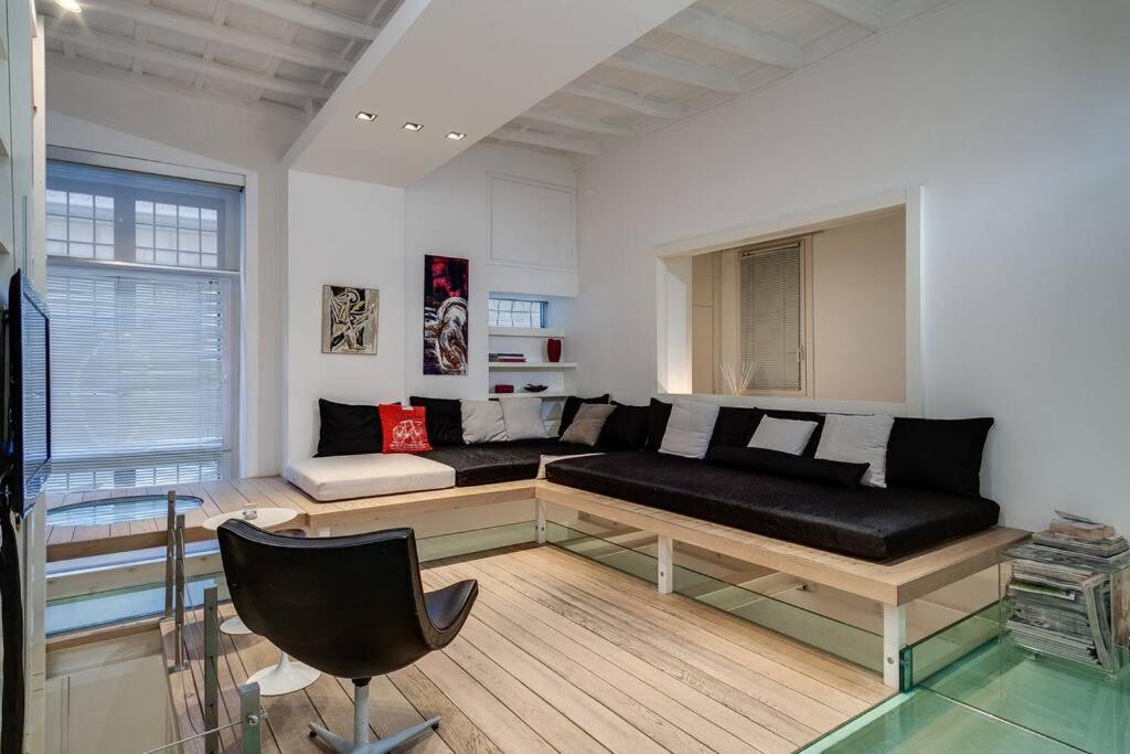 Апартаменты Trevi Loft Рим Экстерьер фото