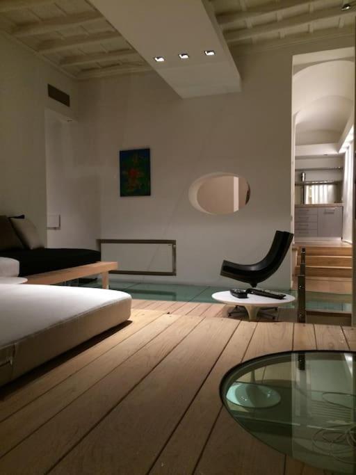 Апартаменты Trevi Loft Рим Экстерьер фото